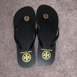 Size 7 BRAND NEW tory burch flip flops